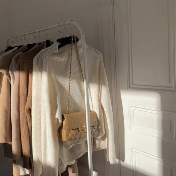 Meet your Posher, Cameron - Picture 1 of 1